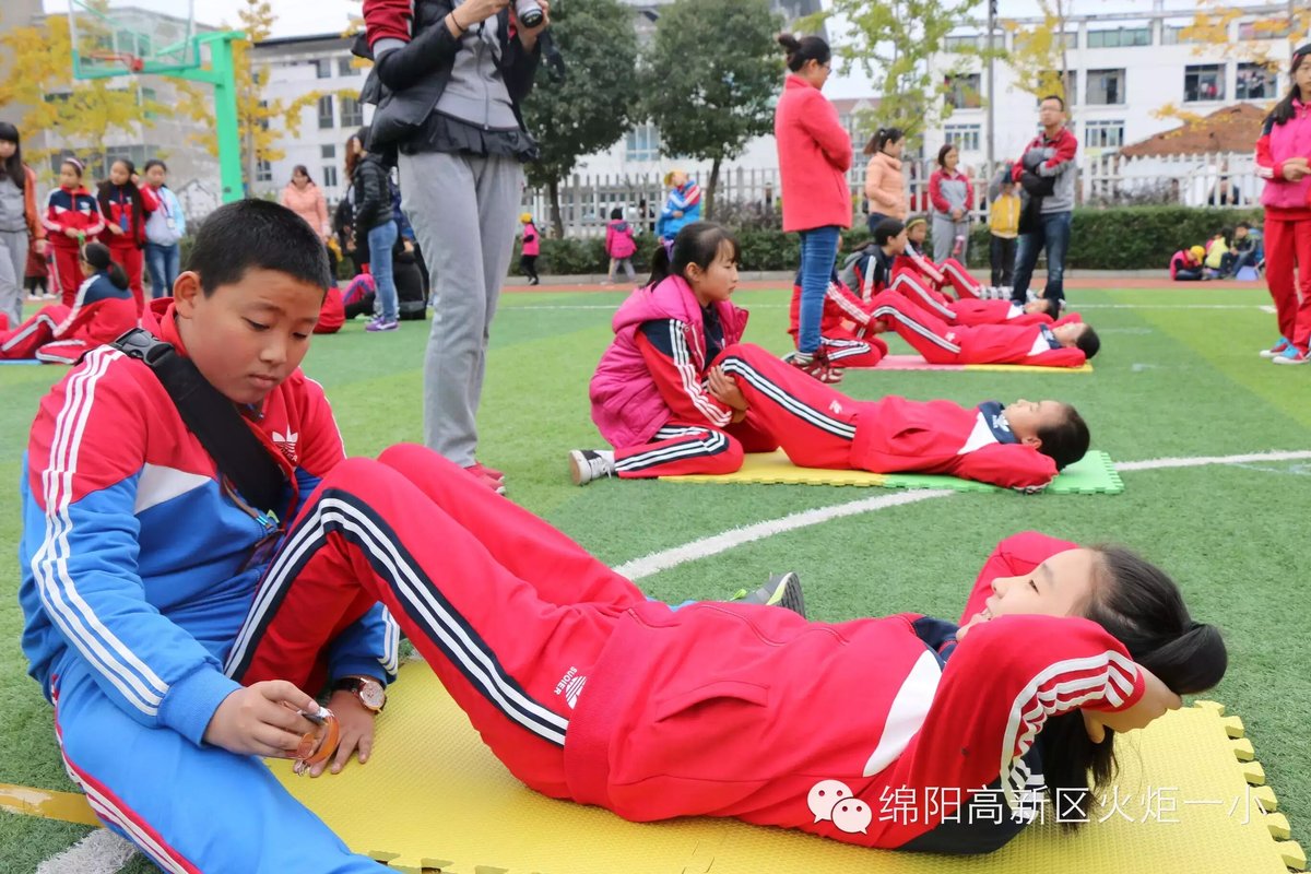 【体育节比赛日速递1】赛场上挥洒激情,运动中茁壮成长