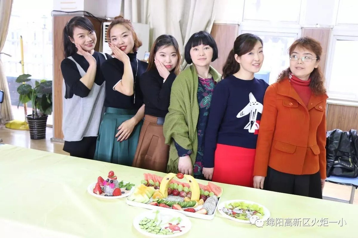 【三八节特辑】自由转换厅堂厨房,充当十足魅力女王