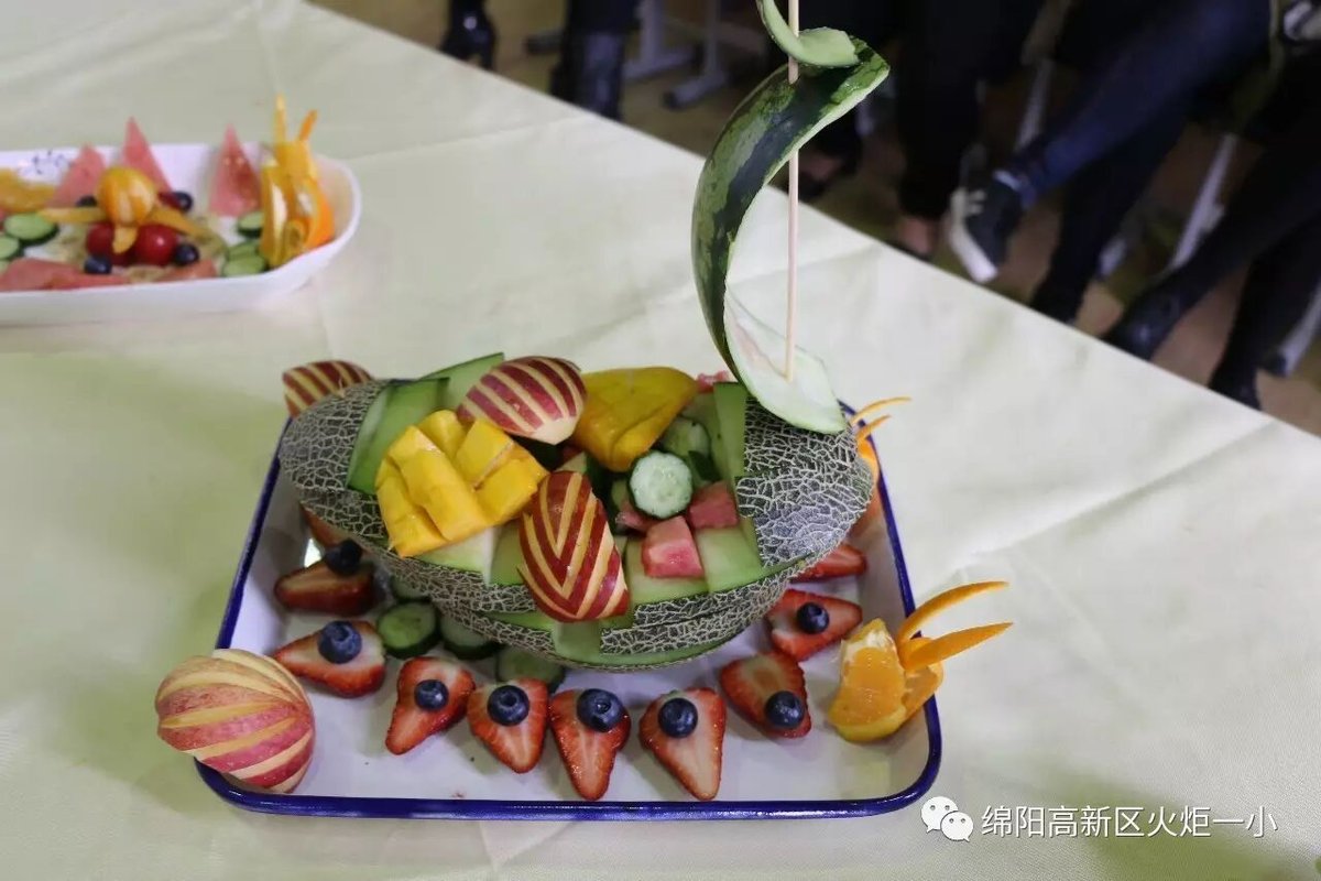 【三八节特辑】自由转换厅堂厨房,充当十足魅力女王
