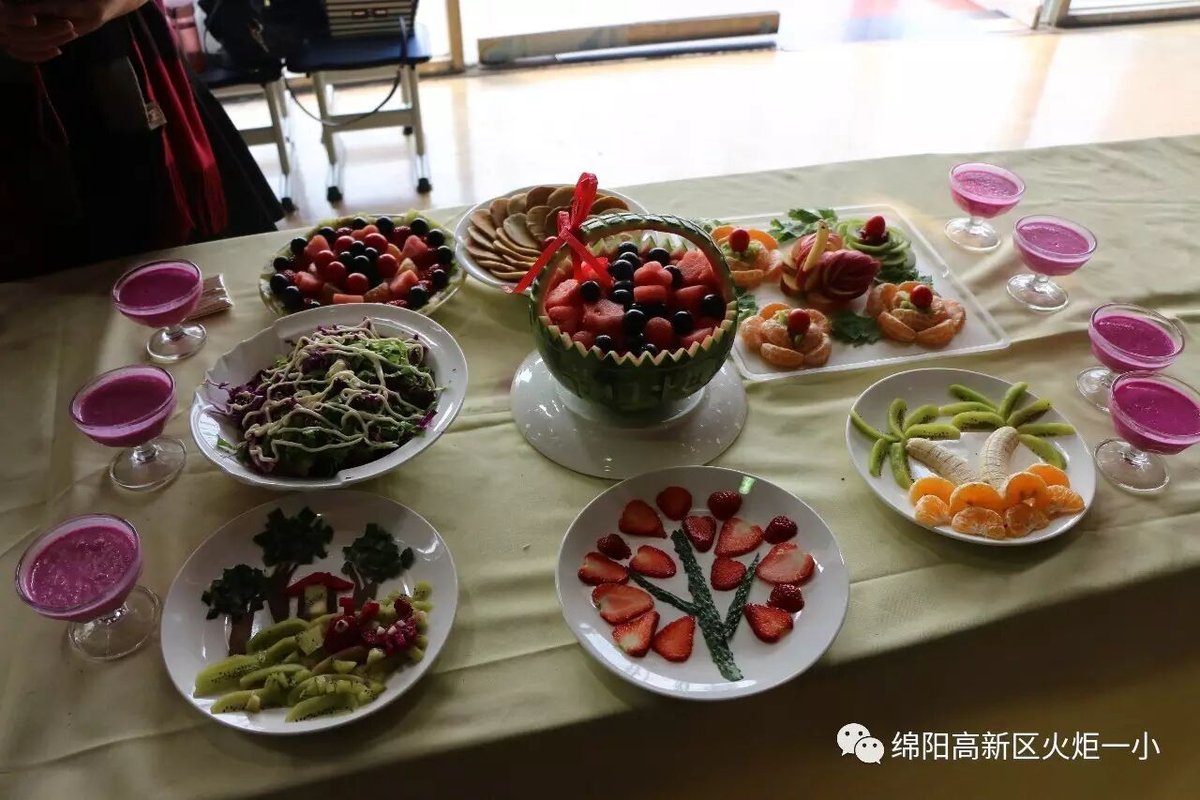 【三八节特辑】自由转换厅堂厨房,充当十足魅力女王
