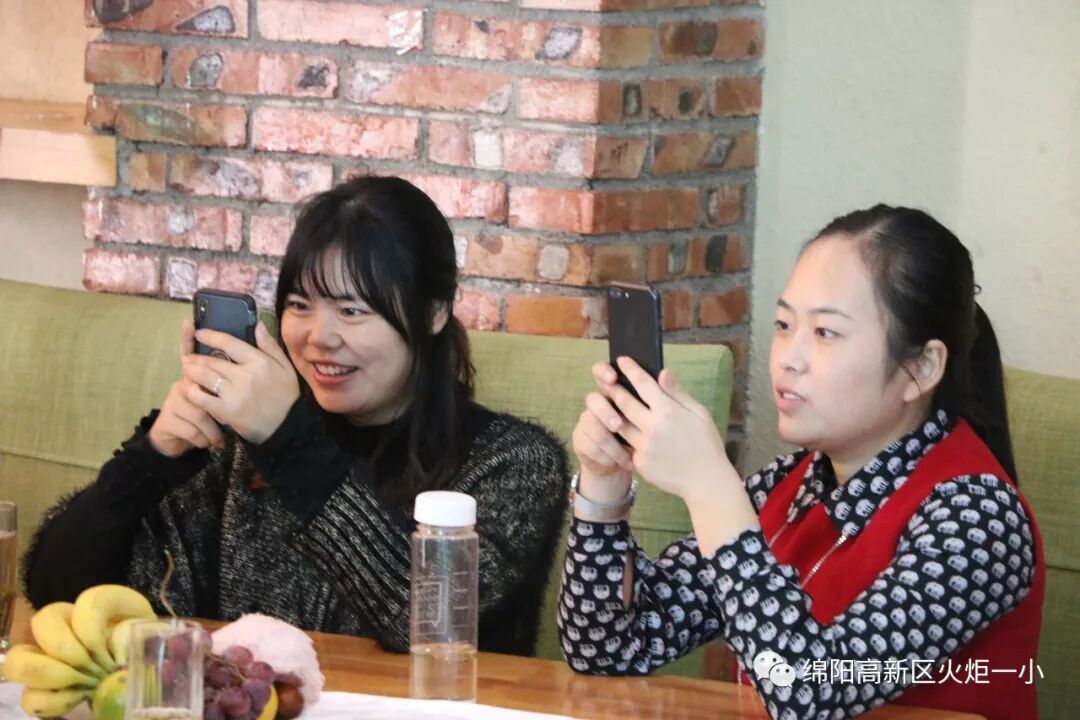 【火一动态】 肆意青春 我们在路上---火炬一小及月社2周年庆典