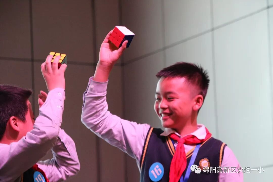 【火一竞赛节数科周】启迪智慧 玩转魔方