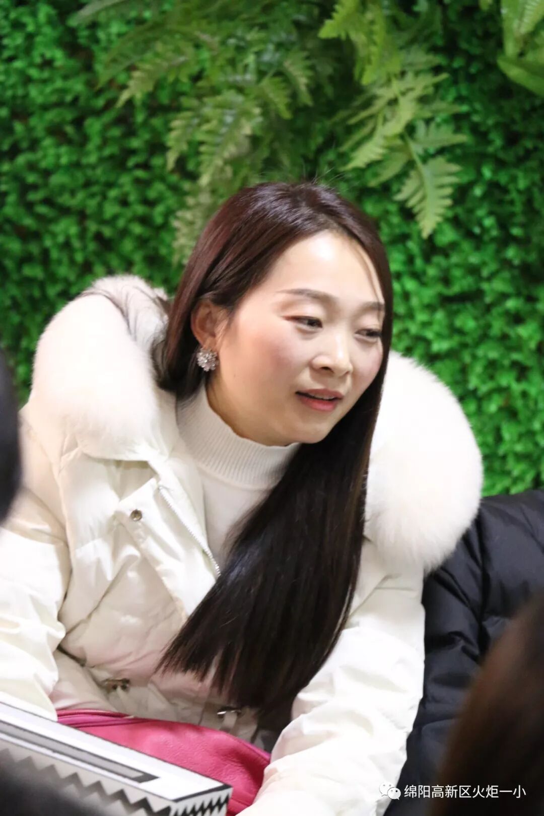 【火一动态】沐浴书香 润泽幸福 ---及月社读书活动