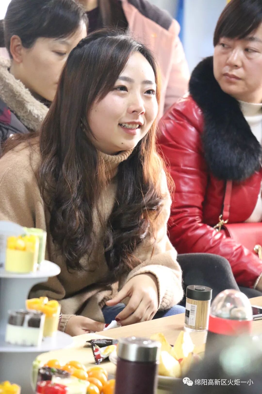 【火一动态】沐浴书香 润泽幸福 ---及月社读书活动