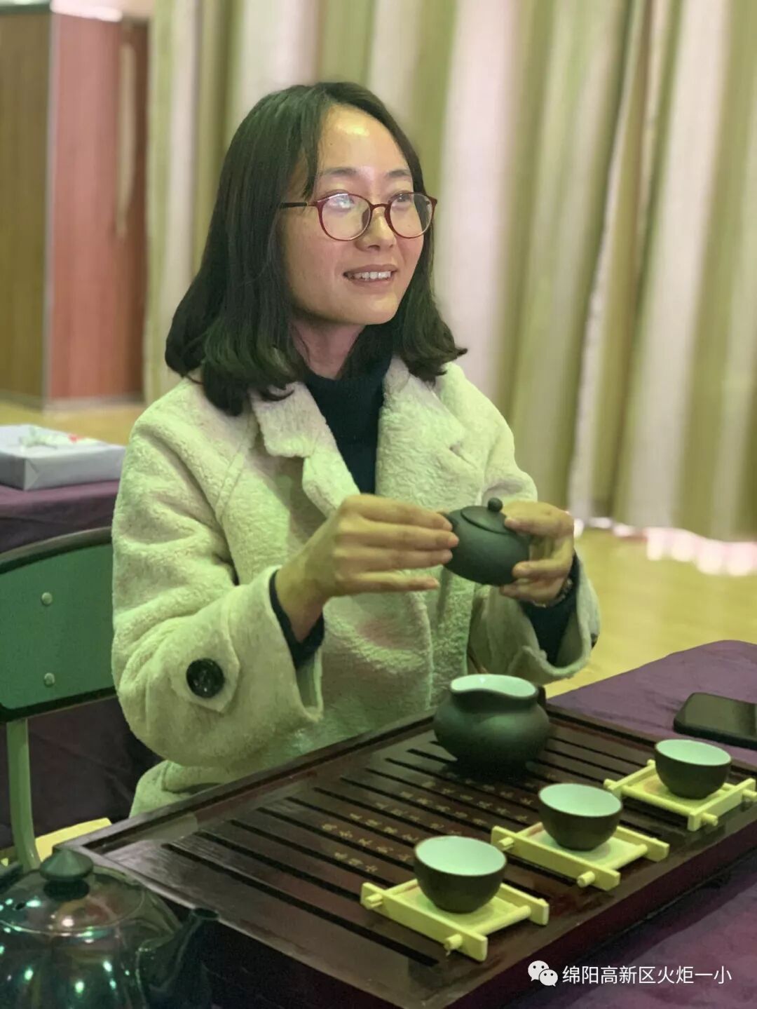 【火一动态】品⼀缕茶香,悟幸福味道——火炬一小“三.八”节教师生活课程