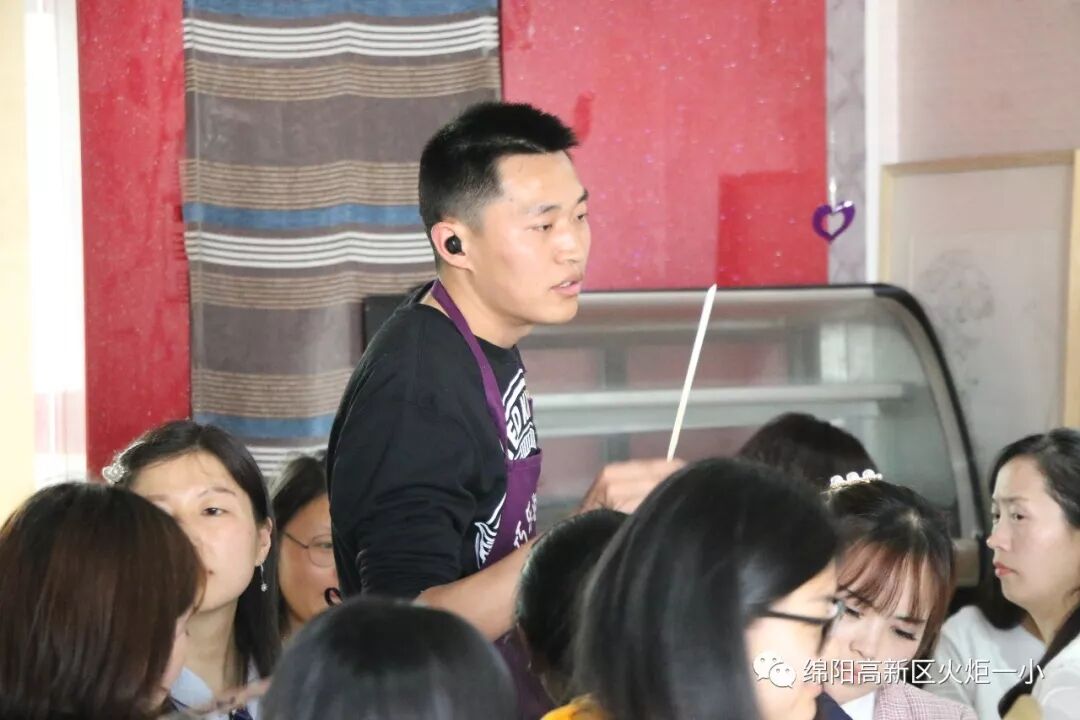 【火一班主任节】烘享幸福，焙感快乐 ——班主任户外拓展活动
