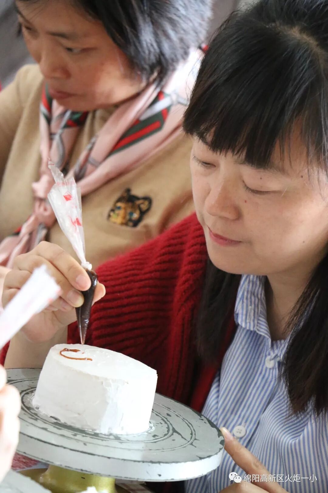 【火一班主任节】烘享幸福，焙感快乐 ——班主任户外拓展活动