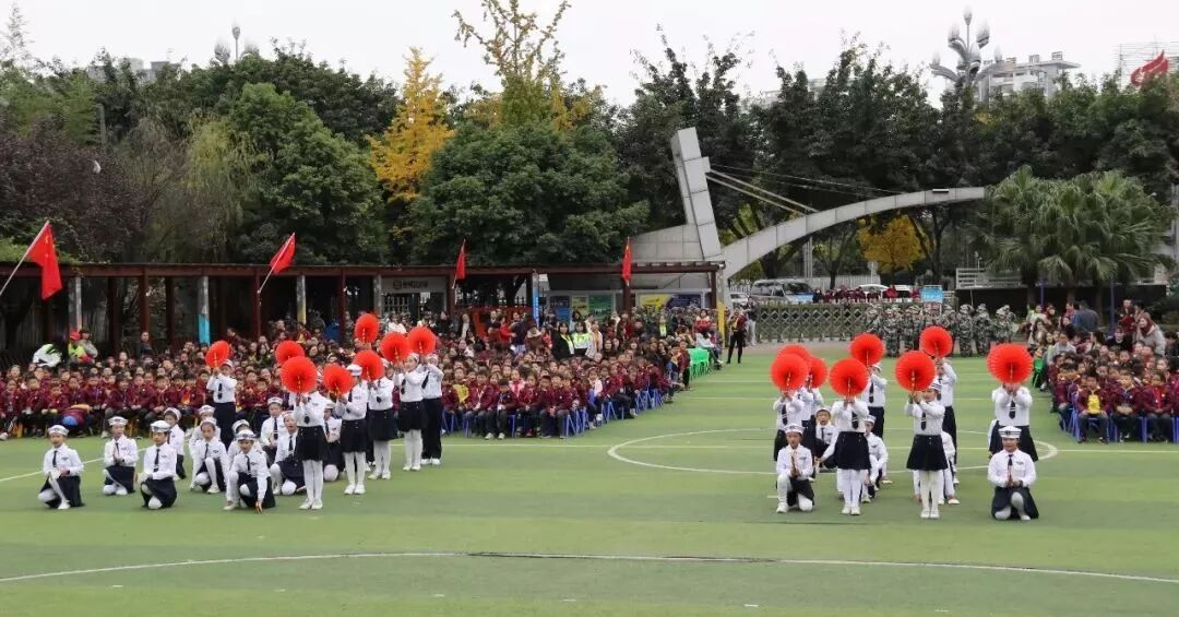 【体育节开幕式】三军兵娃亮风姿,运动赛场展竞技 ——火炬一小第七届体育节开幕式超燃来袭