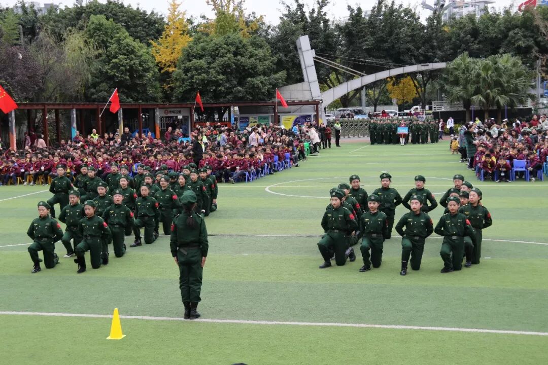 【体育节开幕式】三军兵娃亮风姿,运动赛场展竞技 ——火炬一小第七届体育节开幕式超燃来袭