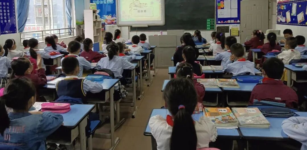 【火一动态】勿忘国耻,振兴中华——火炬一小爱国主义教育活动