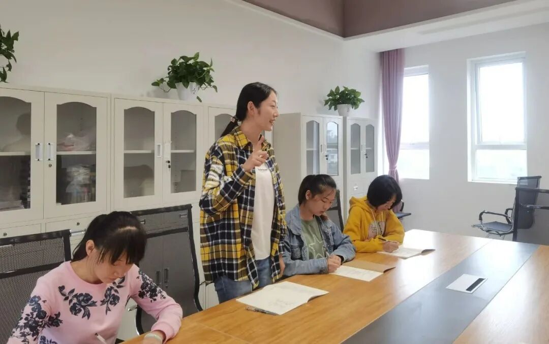 【一幼动态】同心同行,花繁叶茂 ——火炬一幼(市花实幼高新分园)开展教师跟岗研修培训