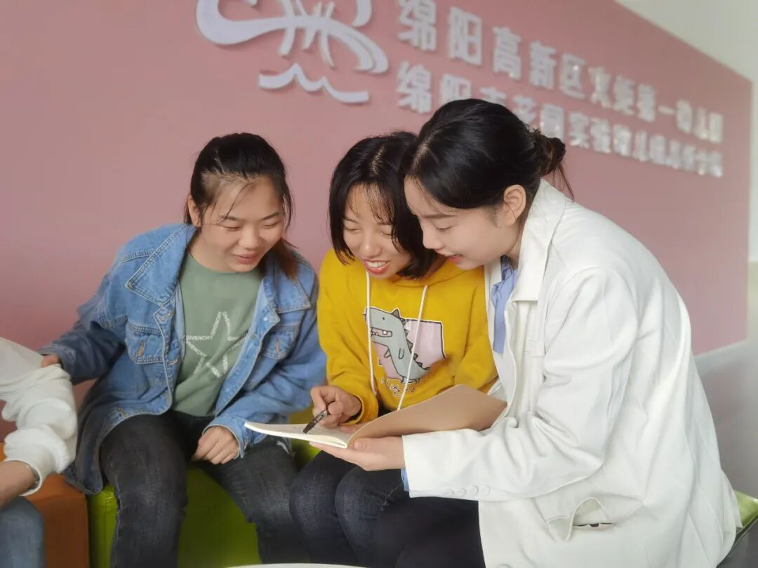 【一幼动态】同心同行,花繁叶茂 ——火炬一幼(市花实幼高新分园)开展教师跟岗研修培训