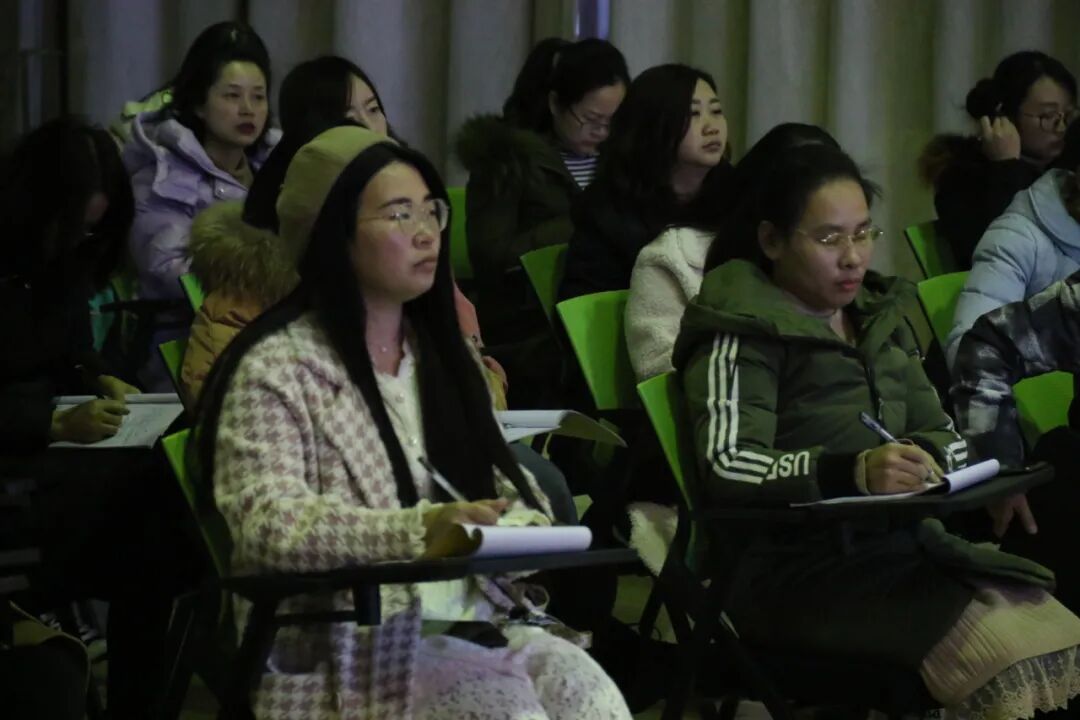 【火一动态】从教学质量监测看语文/数学教学走向 | 五年级语文/数学教师专项培训