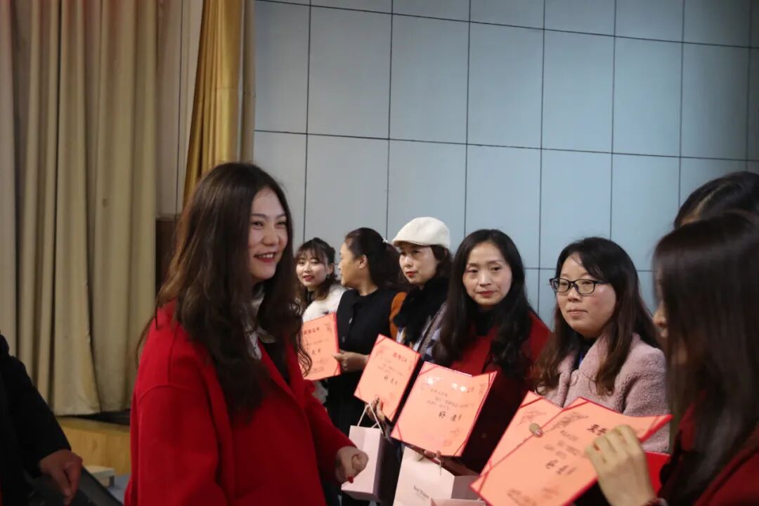 【火一动态】美丽如你 优雅如你 知性如你 丨火炬一小三八节致敬女神活动