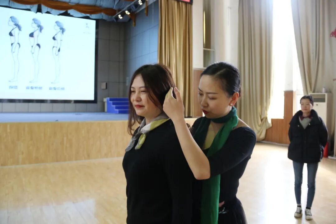 【火一动态】美丽如你 优雅如你 知性如你 丨火炬一小三八节致敬女神活动