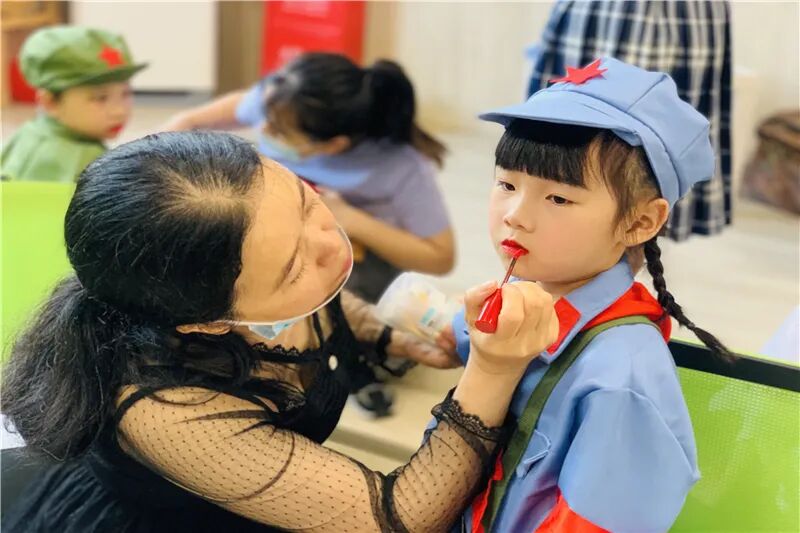 【一幼动态】不一样的六一,我们用快乐向党献礼