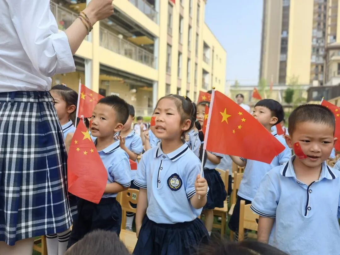 【一幼动态】不一样的六一,我们用快乐向党献礼