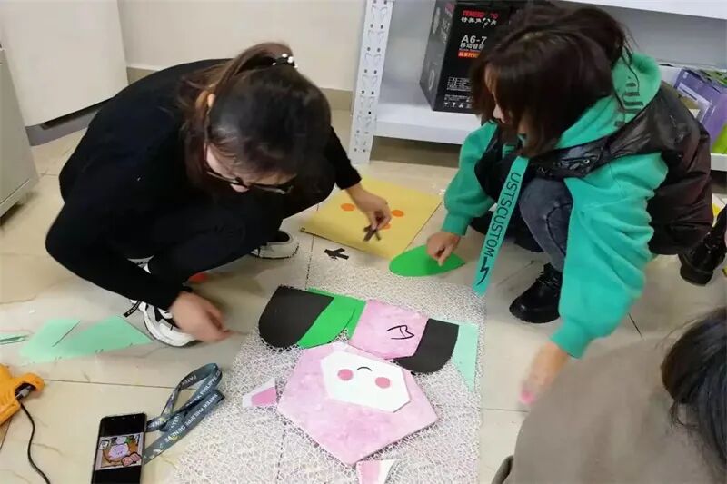 【一幼动态】以无声的环境，孕有生的发展| 火炬一幼环创观摩评比活动