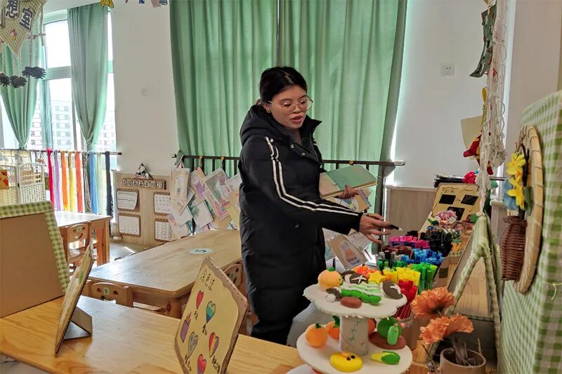 【一幼动态】以无声的环境，孕有生的发展| 火炬一幼环创观摩评比活动
