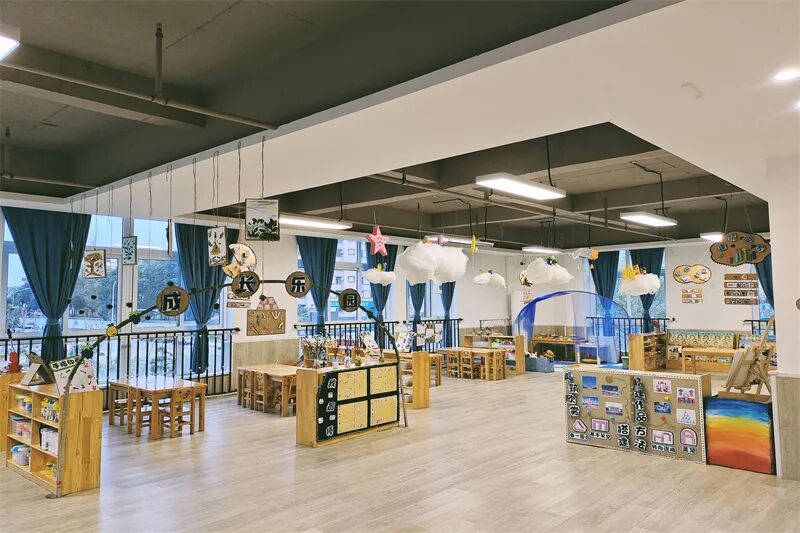 【一幼动态】以无声的环境，孕有生的发展| 火炬一幼环创观摩评比活动