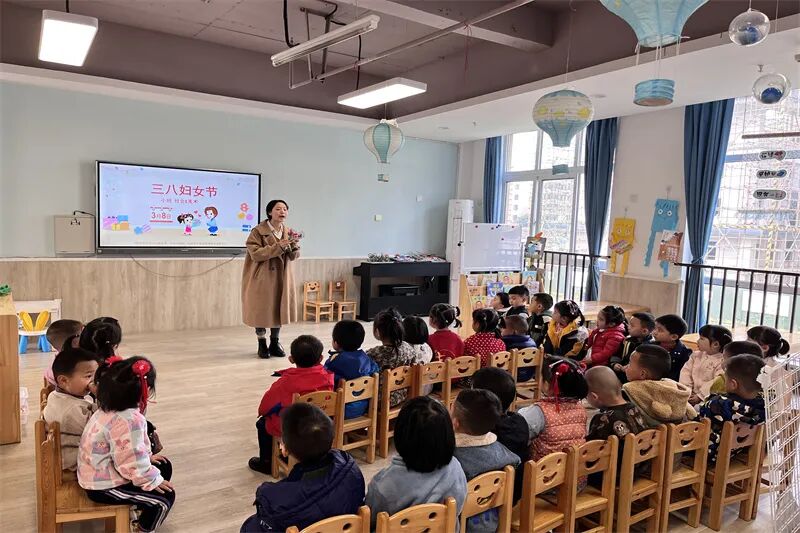 一幼动态|十里春风,温暖如初||三八女神节活动纪实