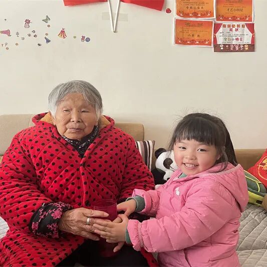一幼动态|十里春风,温暖如初||三八女神节活动纪实