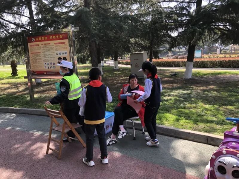 火一动态|学雷锋,我们在行动
