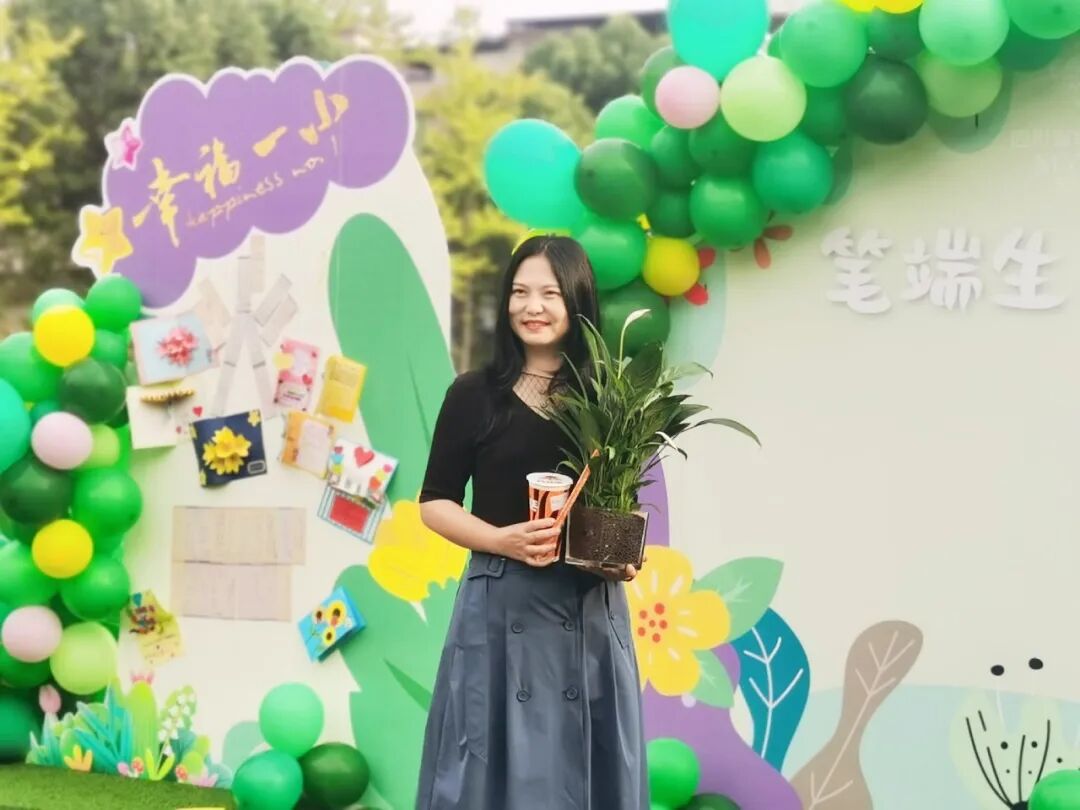 火一喜报|”双丰收”!火炬一小/火炬一幼分别荣获2022年绵阳市义务教育/学前教育质量评价特等奖