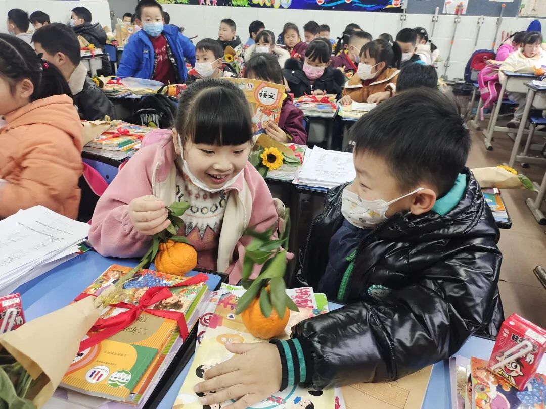 火一开学季|开学啦||春天,与读书同行!