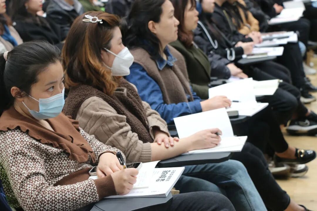 火一动态丨家校社 做一起奔跑的同行者丨丨2023年春学校家委会工作会议