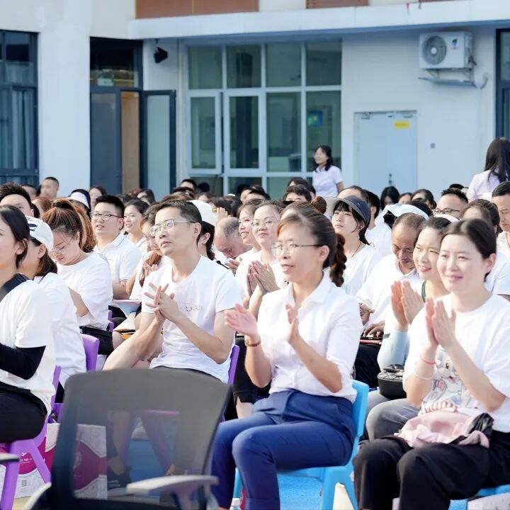火一动态|火炬一小2023年秋一年级新生家长会