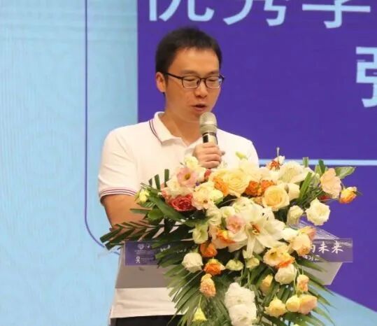 榜样的力量 火炬一小第39个教师节受表彰教师