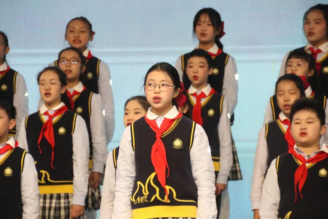 童声诵经典  幸福龘龘年 ——火炬一小2024迎新年系列活动