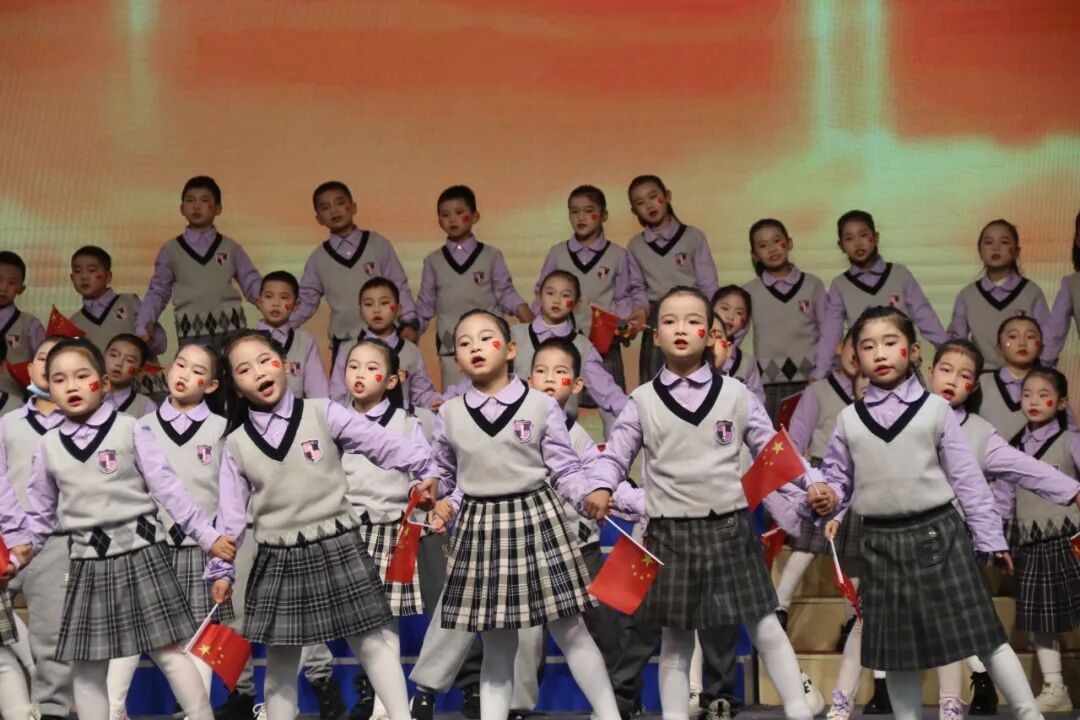 童声诵经典  幸福龘龘年 ——火炬一小2024迎新年系列活动
