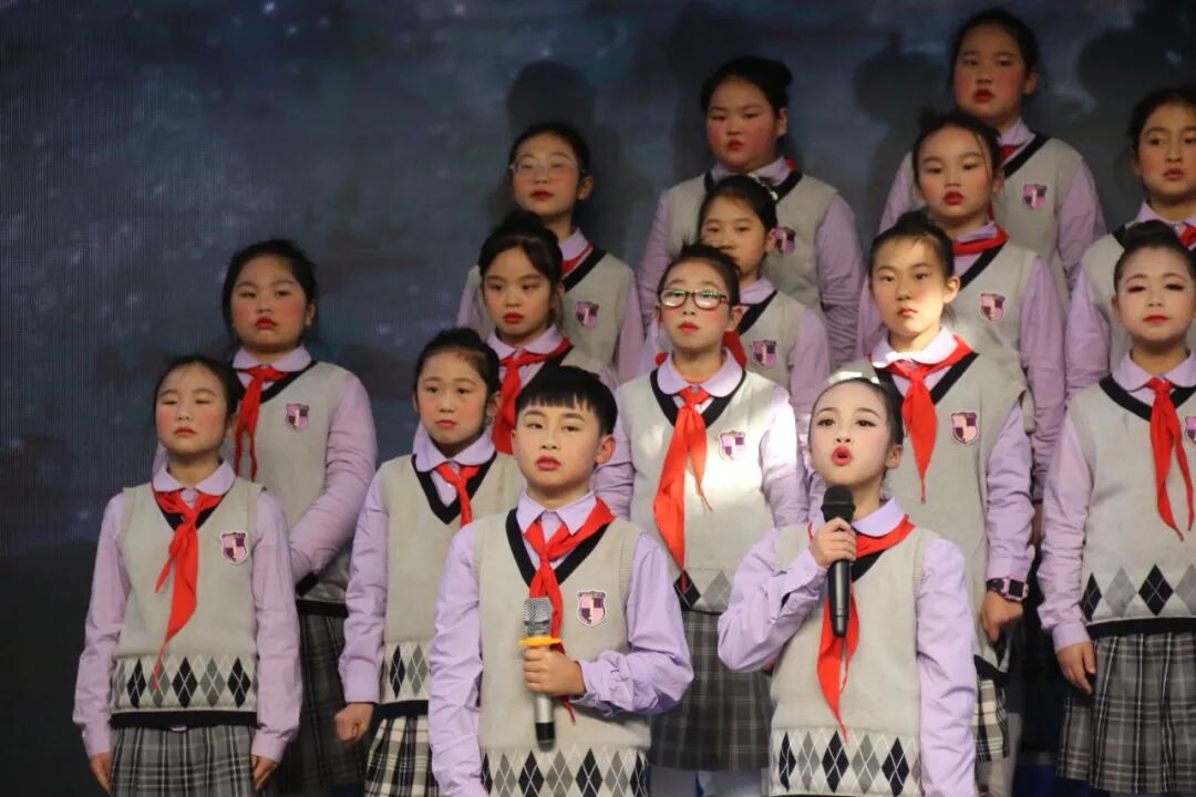 童声诵经典  幸福龘龘年 ——火炬一小2024迎新年系列活动
