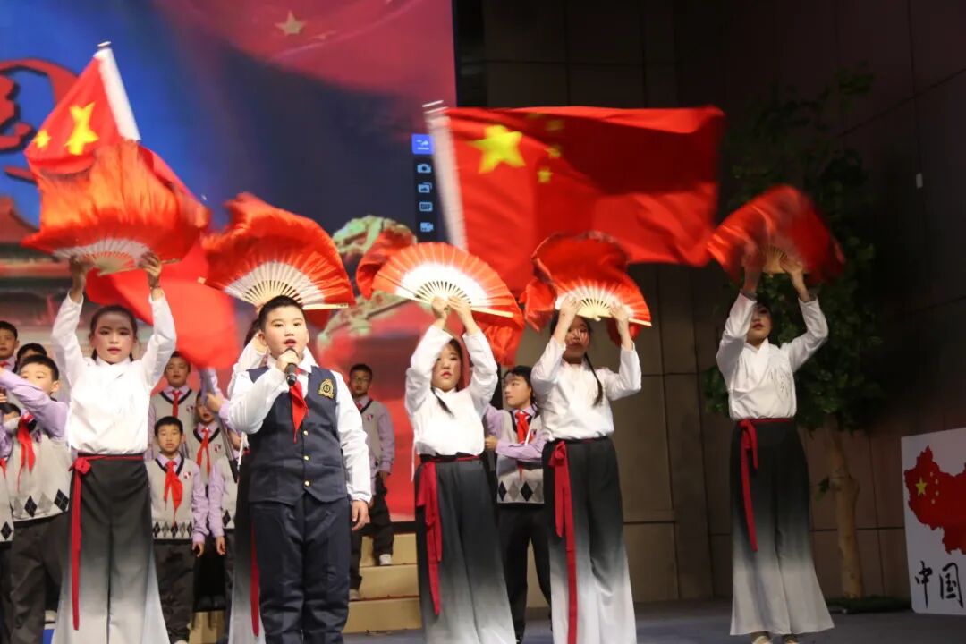 童声诵经典  幸福龘龘年 ——火炬一小2024迎新年系列活动