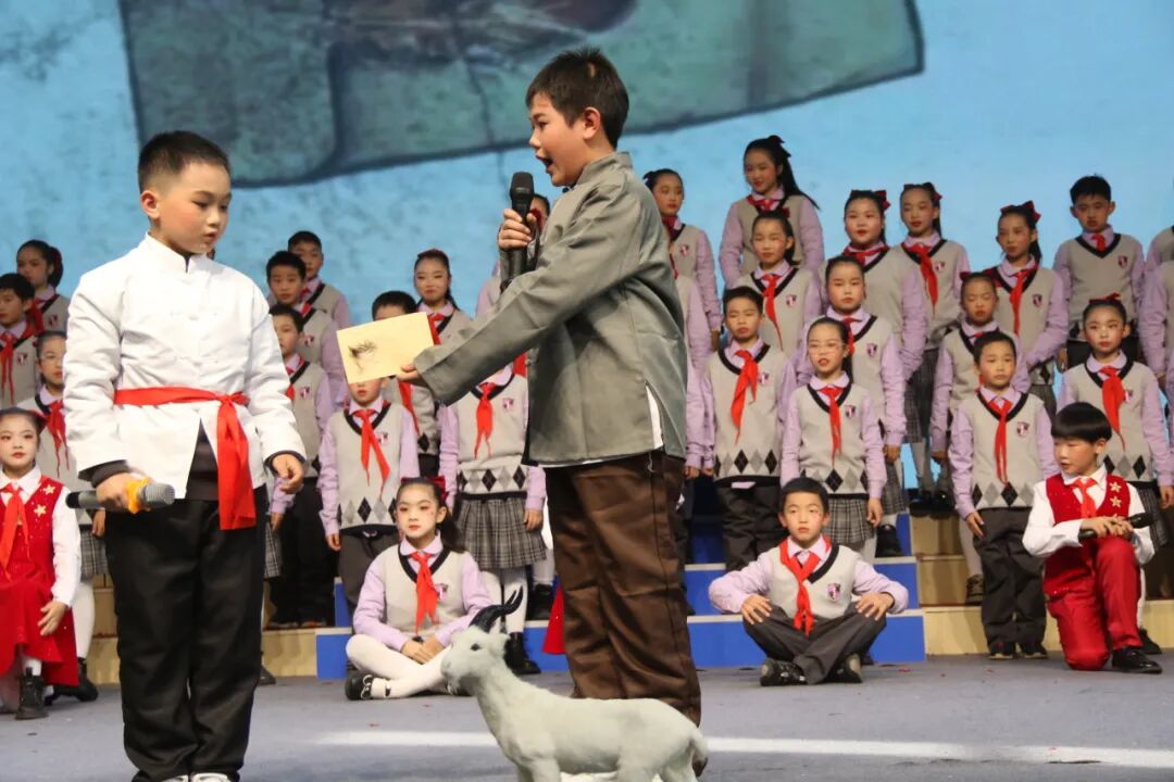童声诵经典  幸福龘龘年 ——火炬一小2024迎新年系列活动