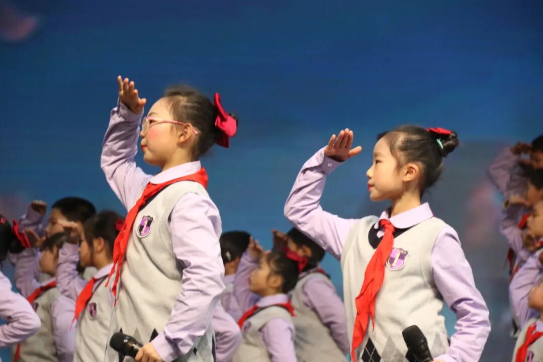 童声诵经典  幸福龘龘年 ——火炬一小2024迎新年系列活动