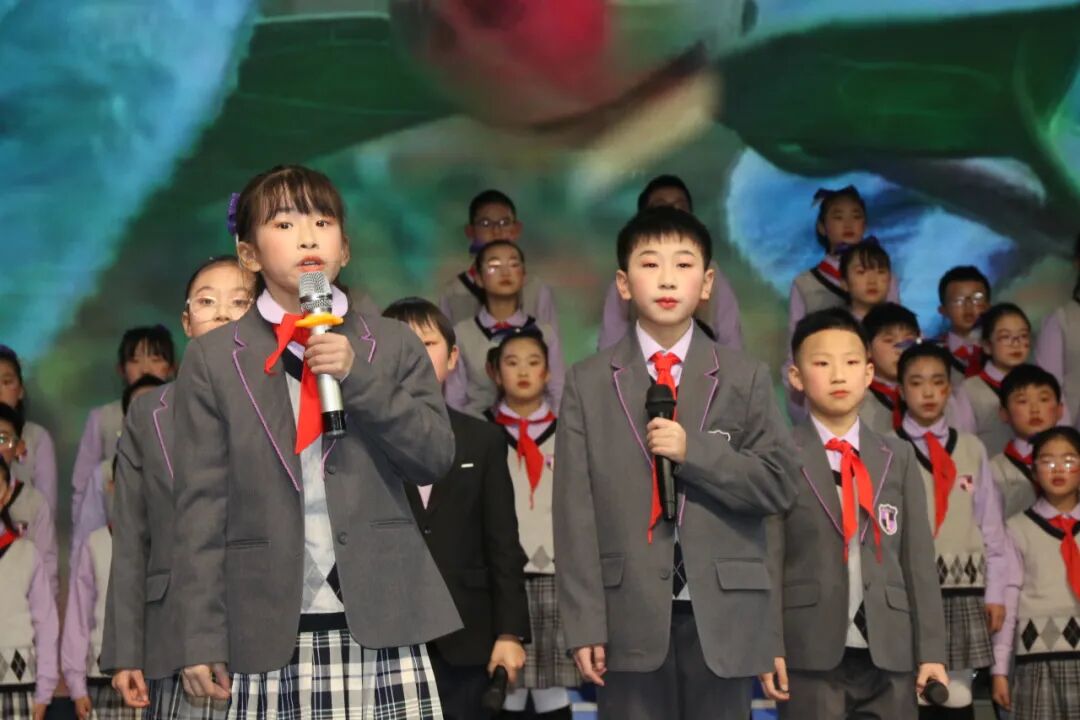 童声诵经典  幸福龘龘年 ——火炬一小2024迎新年系列活动