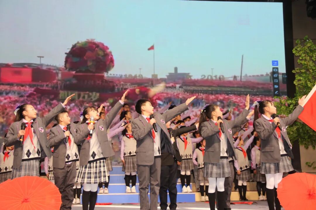 童声诵经典  幸福龘龘年 ——火炬一小2024迎新年系列活动