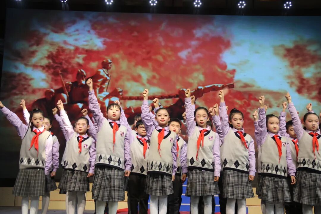 童声诵经典  幸福龘龘年 ——火炬一小2024迎新年系列活动