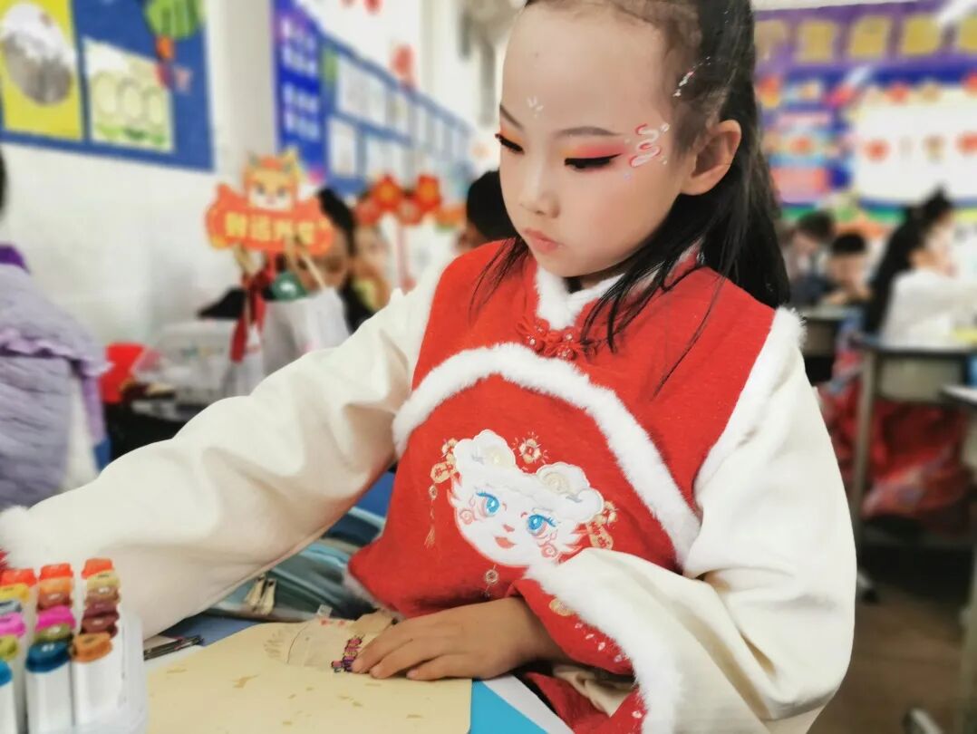 童声诵经典  幸福龘龘年 ——火炬一小2024迎新年系列活动