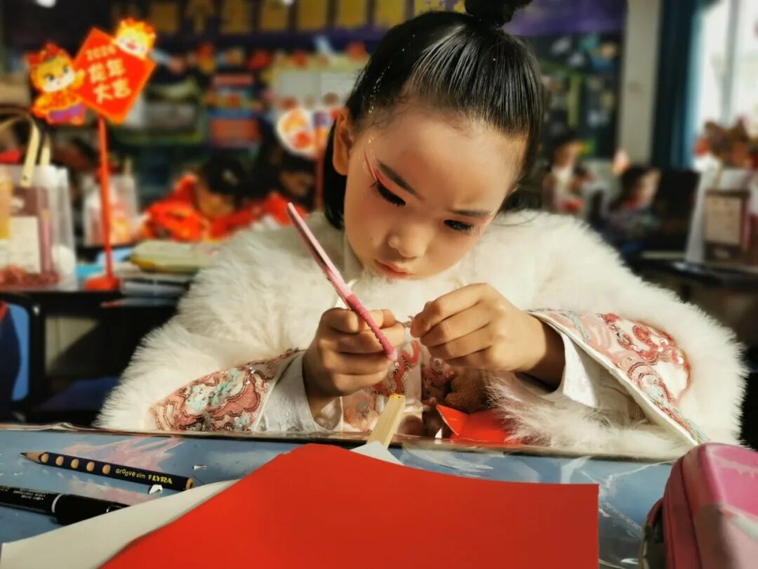 童声诵经典  幸福龘龘年 ——火炬一小2024迎新年系列活动