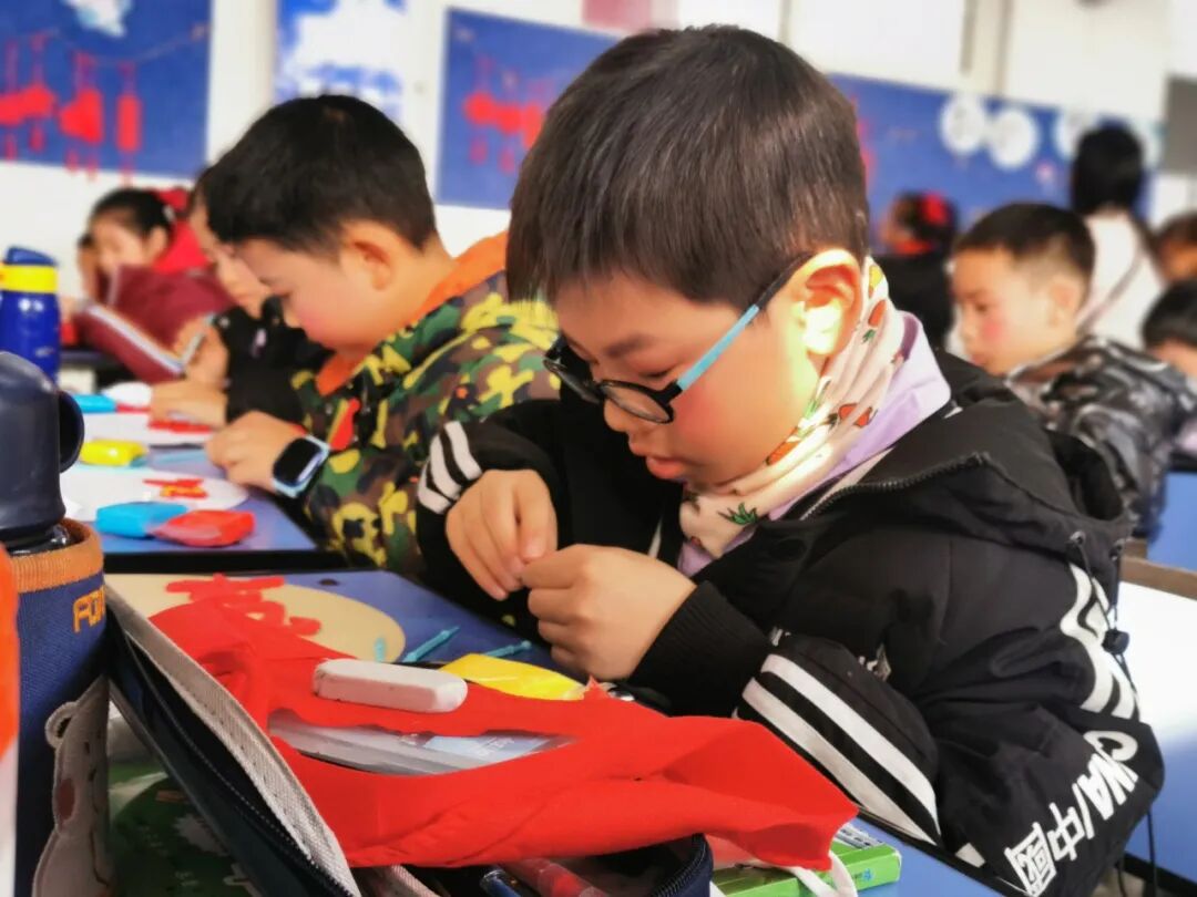 童声诵经典  幸福龘龘年 ——火炬一小2024迎新年系列活动