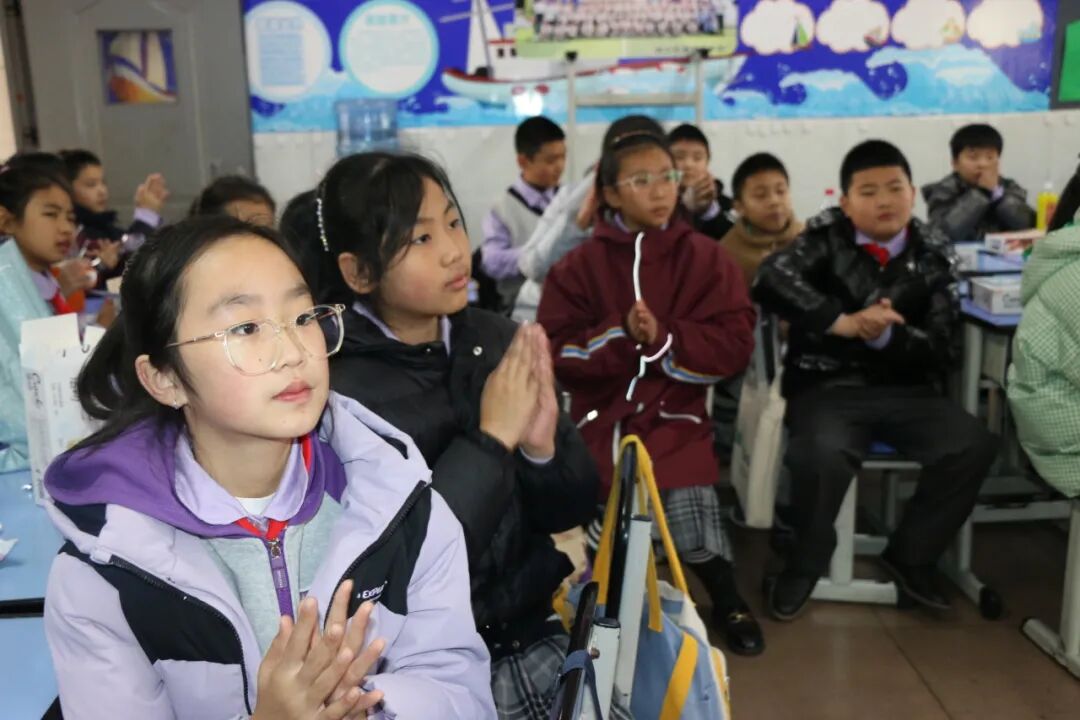 童声诵经典  幸福龘龘年 ——火炬一小2024迎新年系列活动
