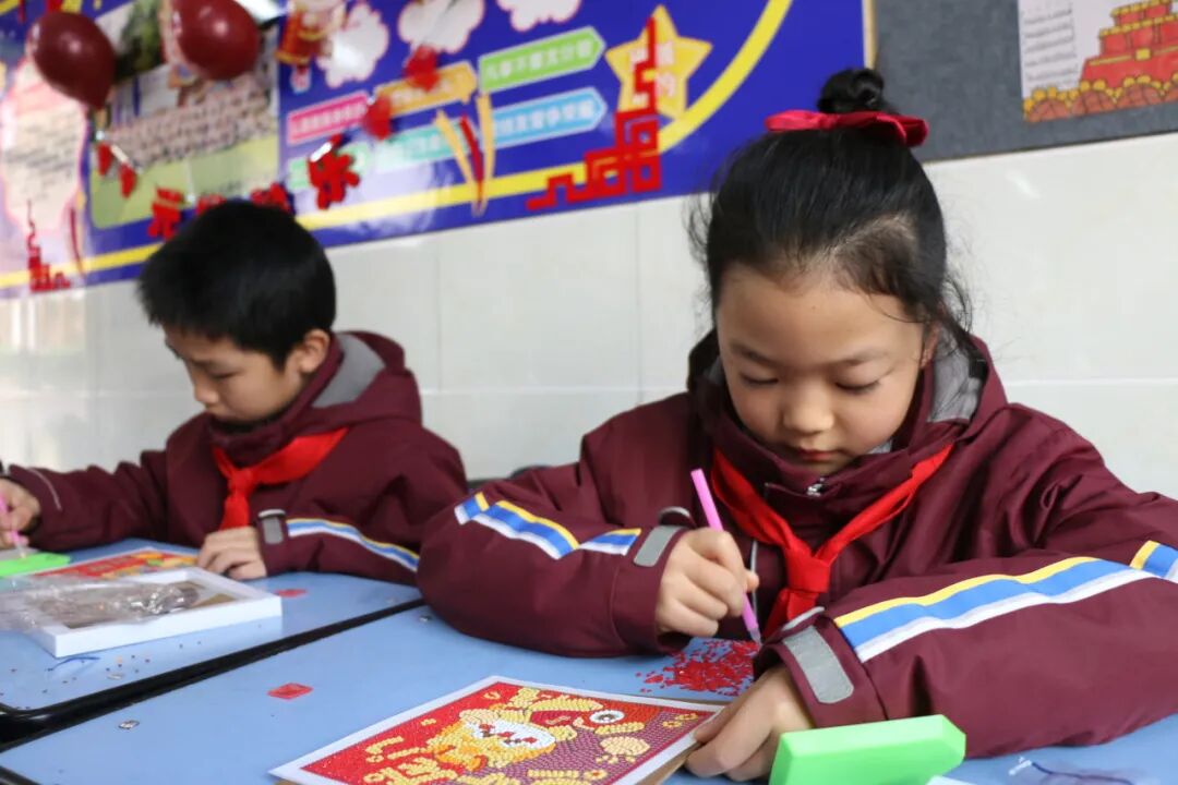 童声诵经典  幸福龘龘年 ——火炬一小2024迎新年系列活动