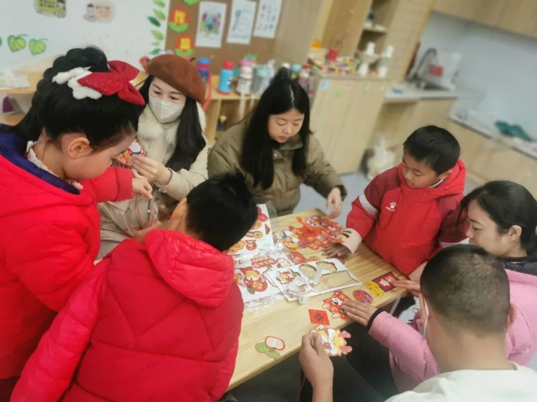 童声诵经典  幸福龘龘年 ——火炬一小2024迎新年系列活动