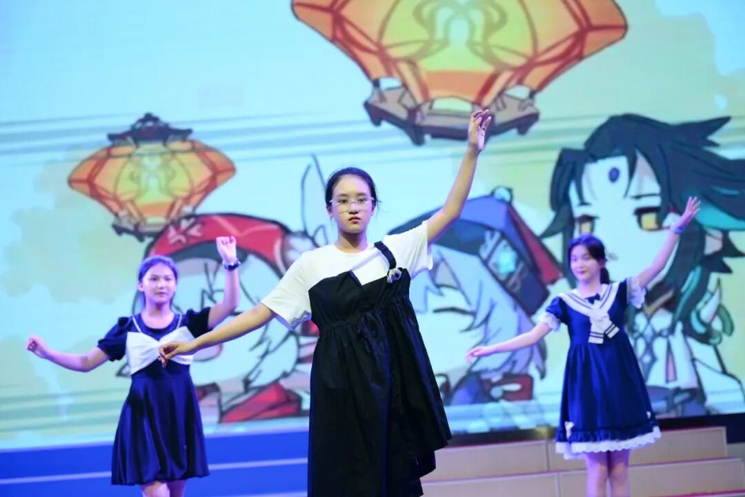 感恩成长，揽梦远航 ----火炬一小2018届毕业典礼