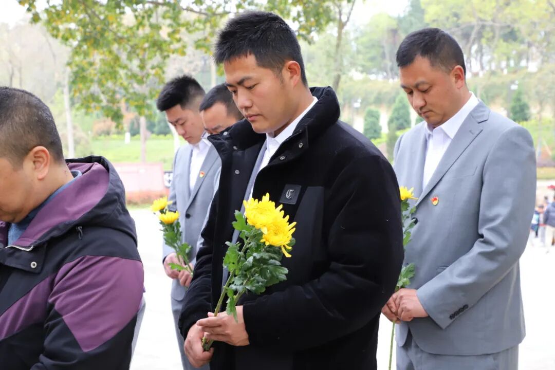 清明追思缅先烈 少年砥砺传薪火 ——火炬一小清明节主题系列活动
