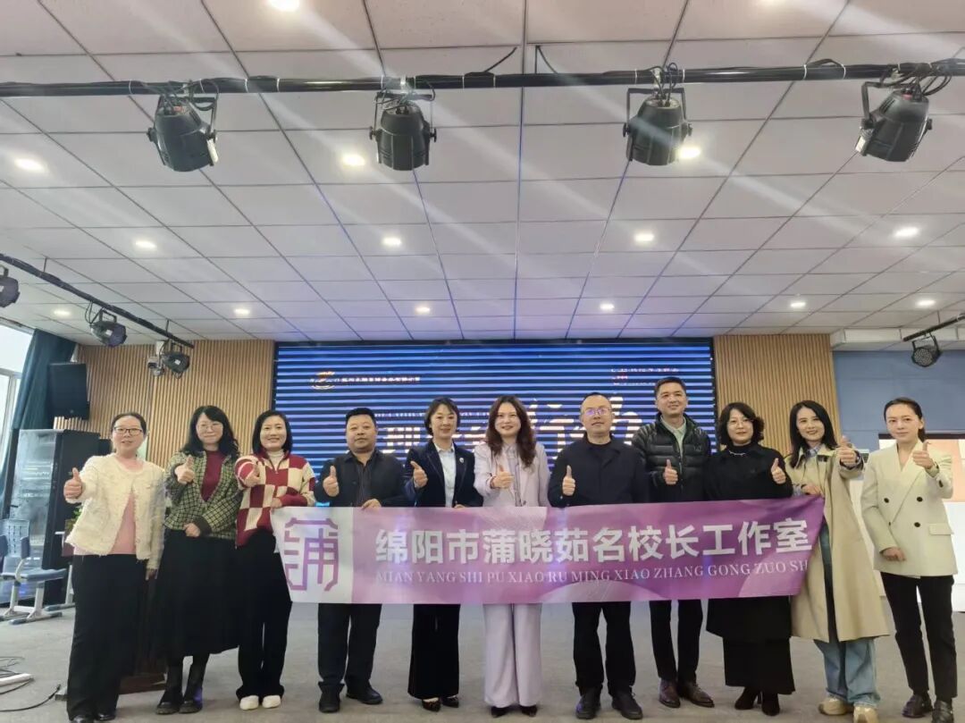 【火一月刊】十月耕耘,星光满载 在光影交织中,珍藏教育的每一瞬微光